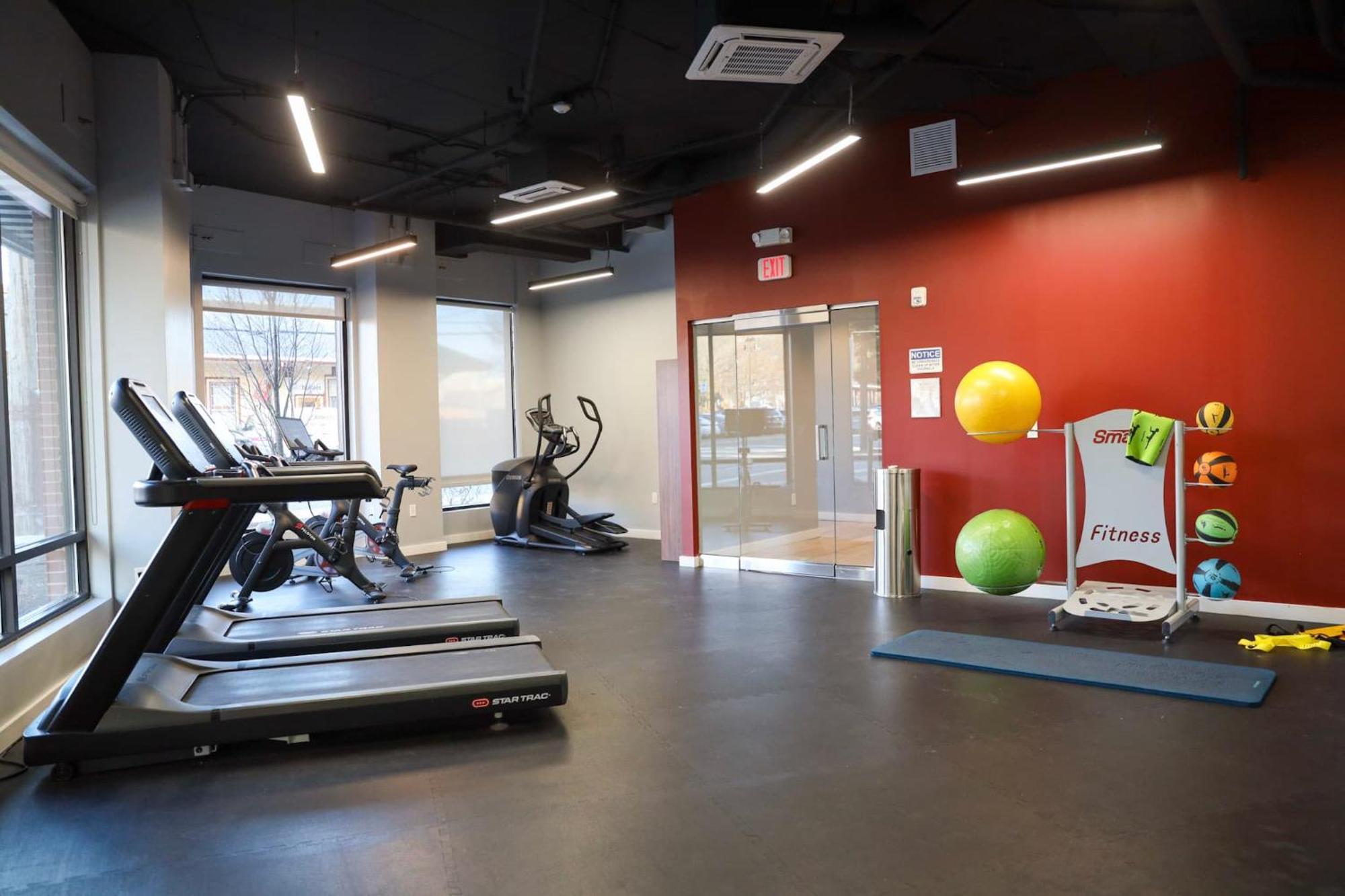 Luxury Apartment With Gym, Steps From Commuter Rail #4011 Reading エクステリア 写真