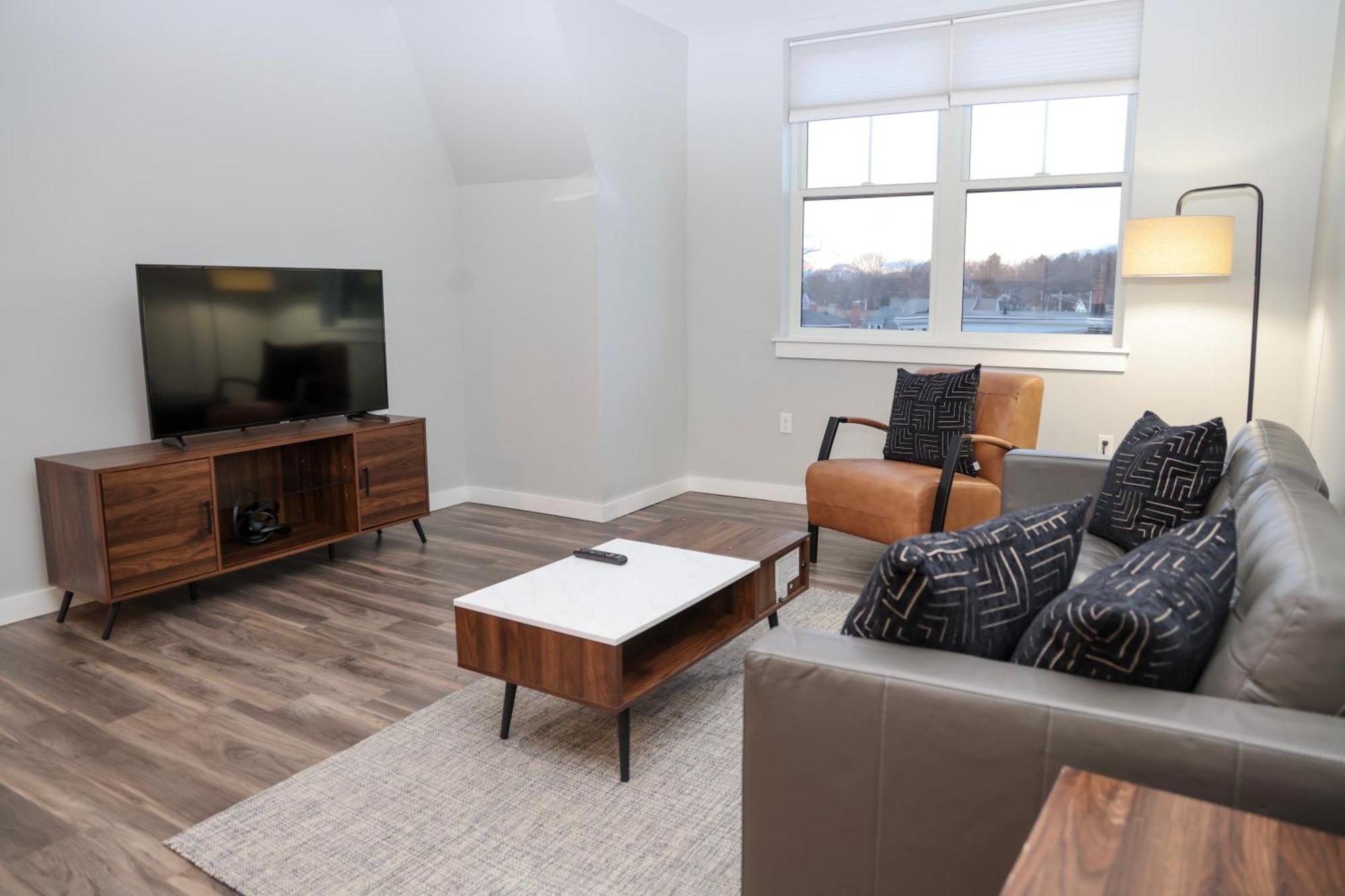 Luxury Apartment With Gym, Steps From Commuter Rail #4011 Reading エクステリア 写真
